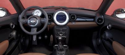 MINI Roadster (2012) - picture 31 of 57