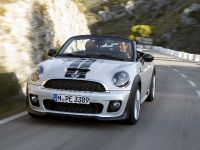 MINI Roadster (2012) - picture 7 of 57