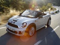 MINI Roadster (2012) - picture 11 of 57