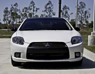 Mitsubishi Eclipse SE (2012) - picture 3 of 6