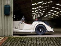 Morgan Roadster (2012) - picture 13 of 19