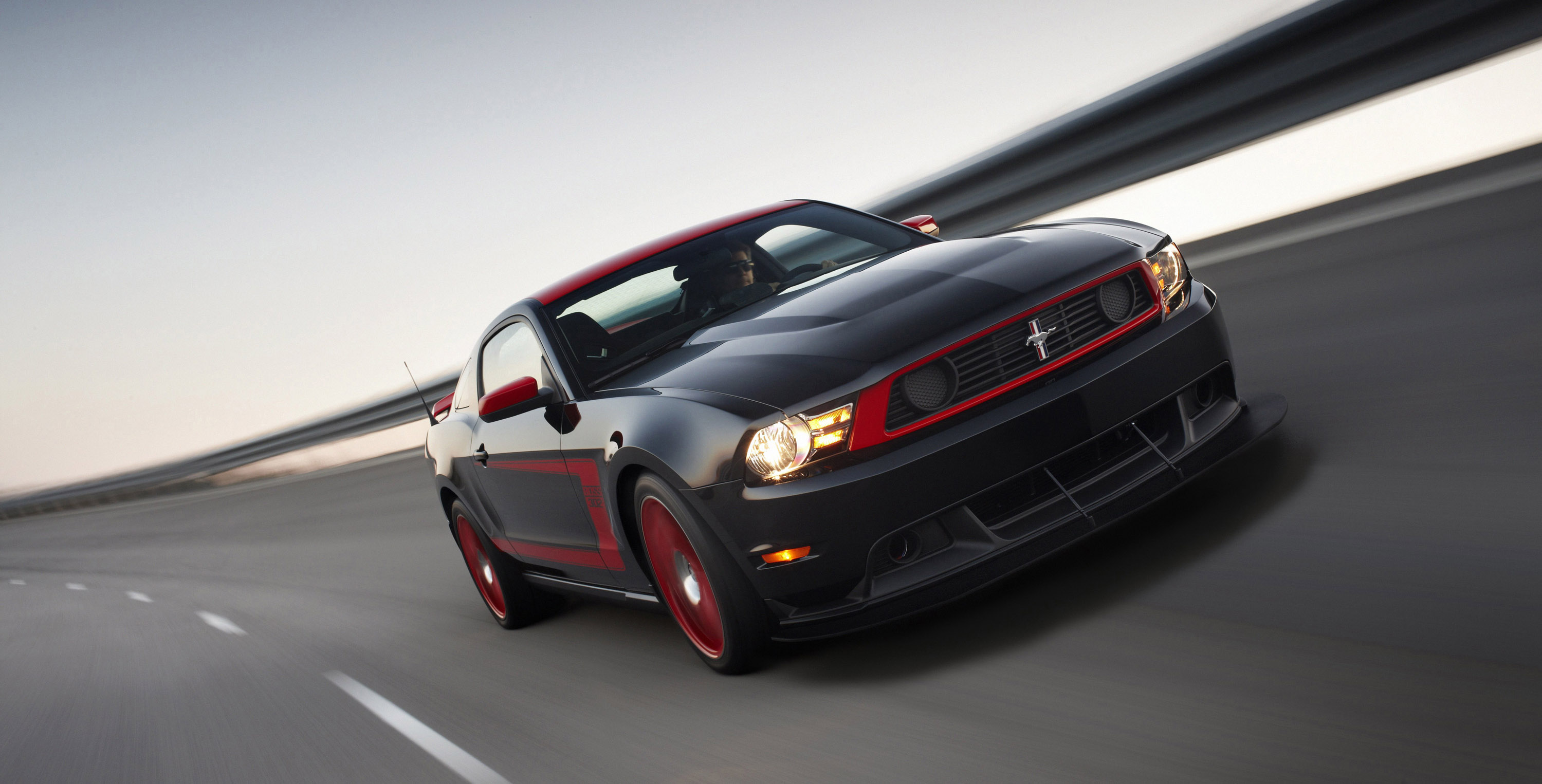 Mustang Boss 302 Laguna Seca