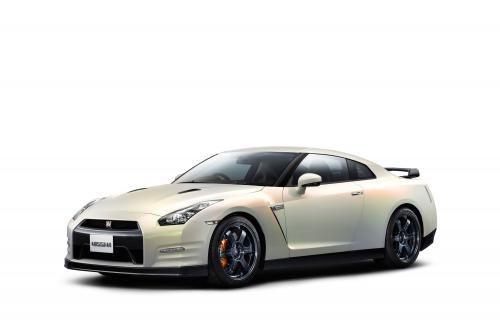Nissan GT-R EGOIST (2012) - picture 1 of 9