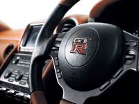 Nissan GT-R EGOIST (2012) - picture 8 of 9