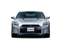 Nissan GT-R (2012) - picture 7 of 22