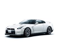 2012 Nissan GT-R, 8 of 22