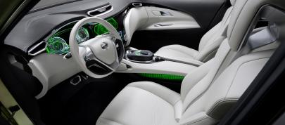 Nissan Hi-Cross Concept (2012) - picture 12 of 16