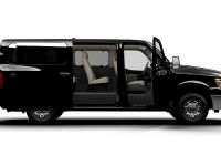 Nissan NV3500 HD (2012) - picture 6 of 8