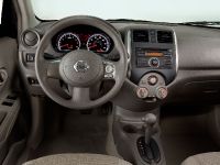 Nissan Versa (2012)