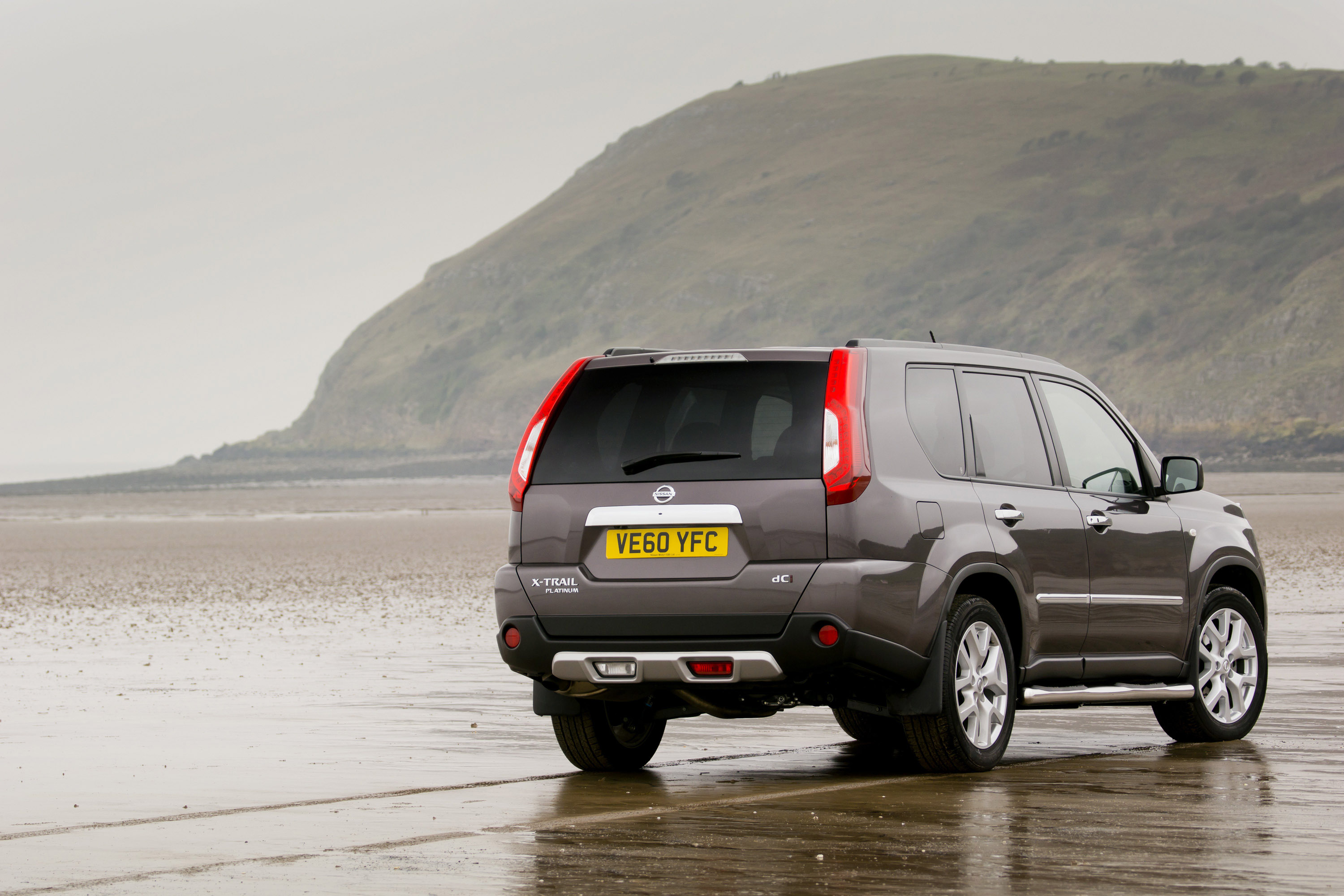 Nissan X-TRAIL Platinum edition