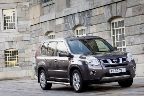 Nissan X-TRAIL Platinum edition (2012) - picture 1 of 10