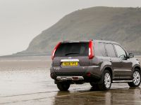 Nissan X-TRAIL Platinum edition (2012) - picture 6 of 10