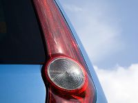 Opel Agila (2012) - picture 6 of 7
