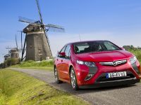 Opel Ampera Electric (2012) - picture 2 of 4