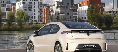 Opel Ampera (2012) - picture 20 of 30