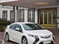 Opel Ampera (2012) - picture 5 of 30