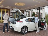 Opel Ampera (2012) - picture 19 of 30