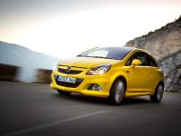 Opel Corsa 3-Door (2012)