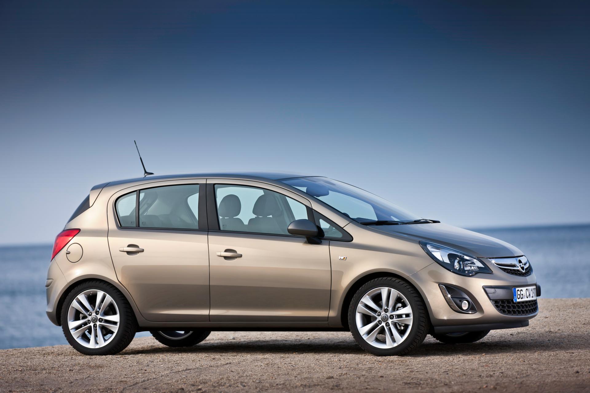 Opel Corsa 4-Door