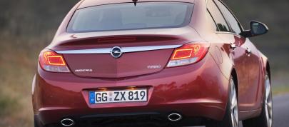 Opel Insignia (2012) - picture 31 of 39