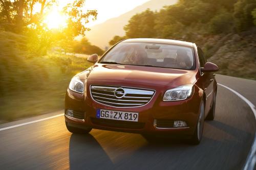 Opel Insignia (2012) - picture 1 of 39