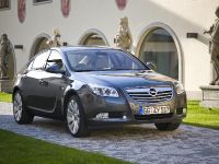 Opel Insignia (2012) - picture 3 of 39
