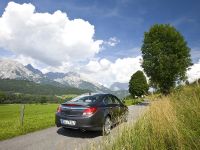 Opel Insignia (2012) - picture 30 of 39