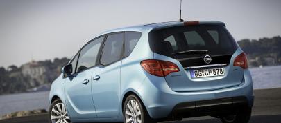 Opel Meriva (2012) - picture 15 of 22