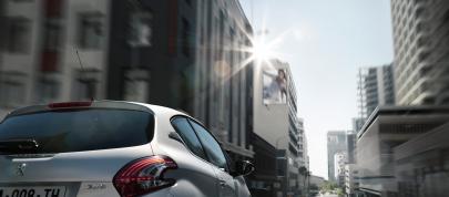 Peugeot 208 Ice Velvet (2012) - picture 4 of 20