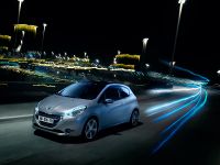 Peugeot 208 Ice Velvet (2012) - picture 2 of 20