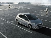 Peugeot 208 (2012) - picture 1 of 14