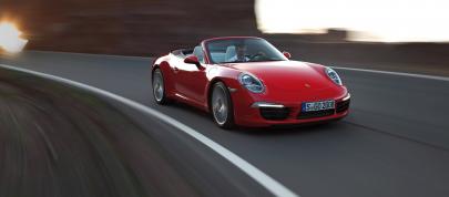 Porsche 911 Carrera S Cabriolet (2012) - picture 4 of 12