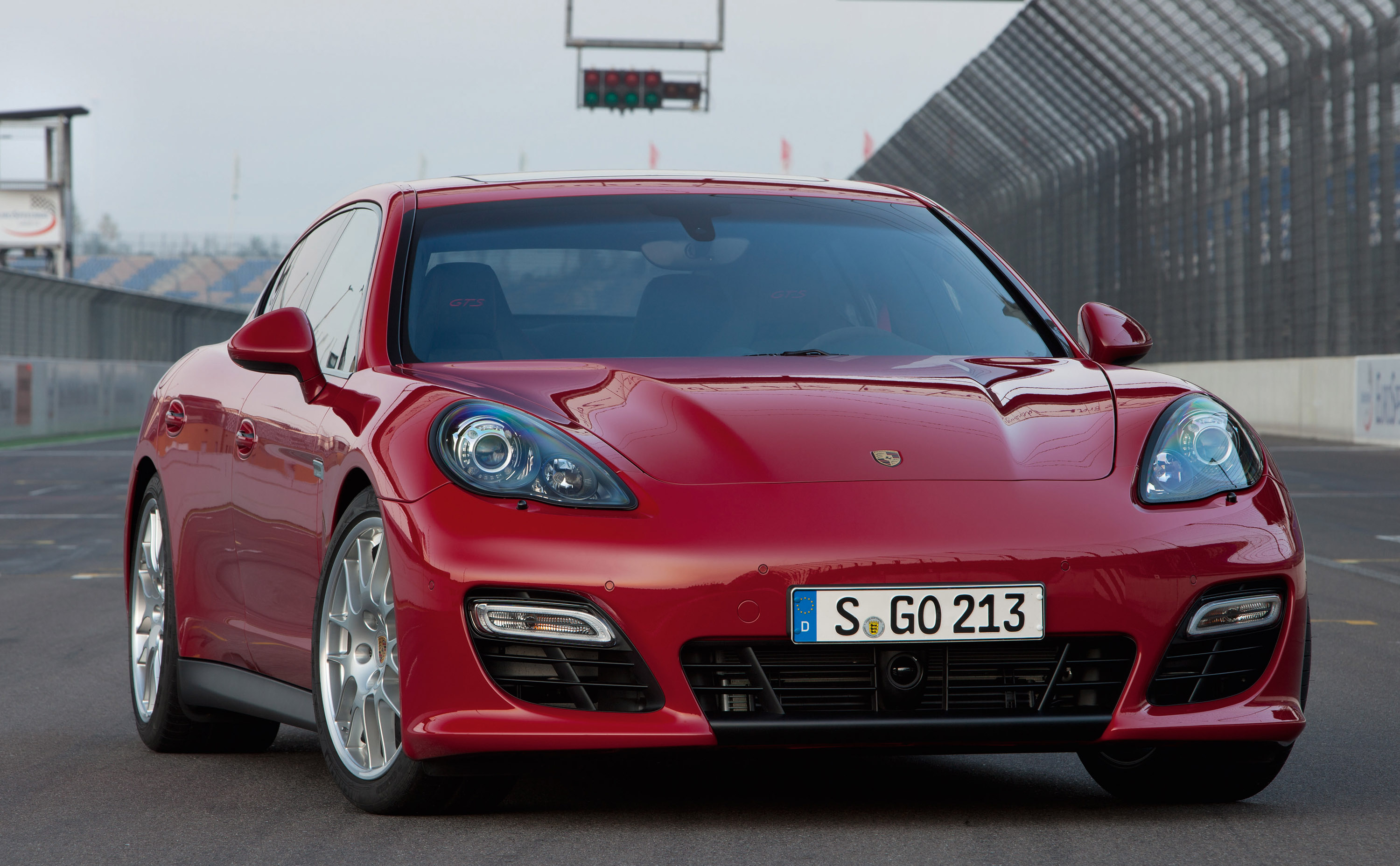 Porsche Panamera GTS