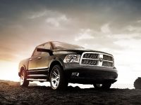 Dodge Ram 1500 Laramie Limited (2012) - picture 1 of 5