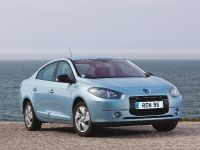 Renault Fluence ZE (2012) - picture 1 of 4