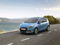 Renault Scenic UK (2012) - picture 3 of 7