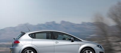 Seat Ibiza 5-door SE Copa (2012) - picture 4 of 4