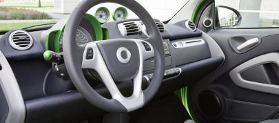 Smart ForTwo Electric Drive (2012) - picture 4 of 7