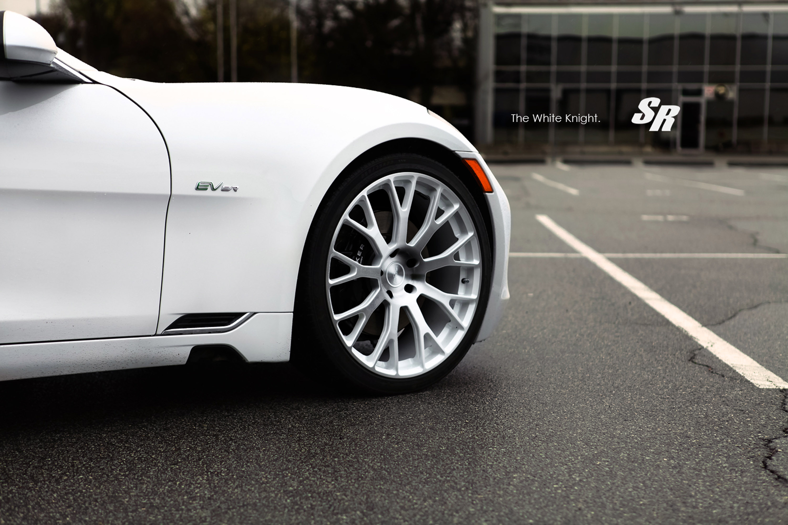 SR Fisker Karma ES White Knight