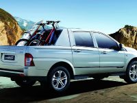 SsangYong Korando Sports (2012) - picture 7 of 11