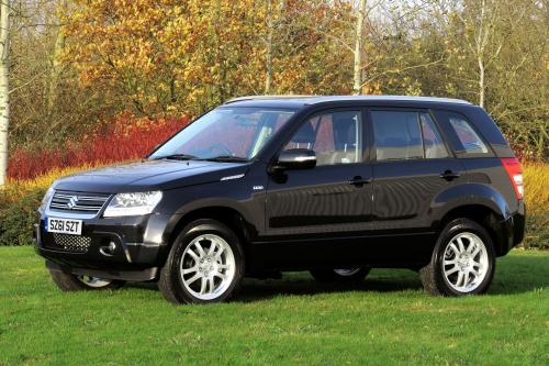 Suzuki Grand Vitara SZ-T (2012) - picture 1 of 4