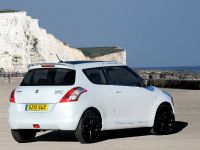 Suzuki Swift Attitude Special Edition (2012) - picture 2 of 3