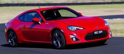 Toyota 86 GTS (2012) - picture 12 of 25