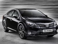 Toyota Avensis (2012) - picture 1 of 7