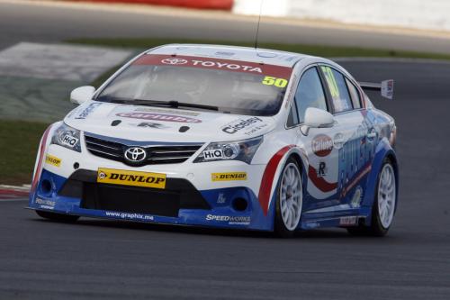 Toyota BTCC Race Cars (2012) - picture 1 of 5