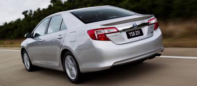 Toyota Camry Hybrid Trifecta (2012) - picture 7 of 14