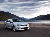 Toyota Camry Hybrid Trifecta (2012) - picture 2 of 14