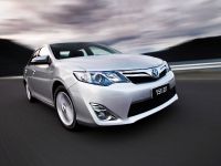 Toyota Camry Hybrid Trifecta (2012) - picture 4 of 14
