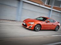 Toyota GT86 (2012) - picture 2 of 3