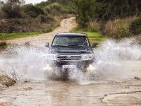 Toyota Land Cruiser V8 (2012)